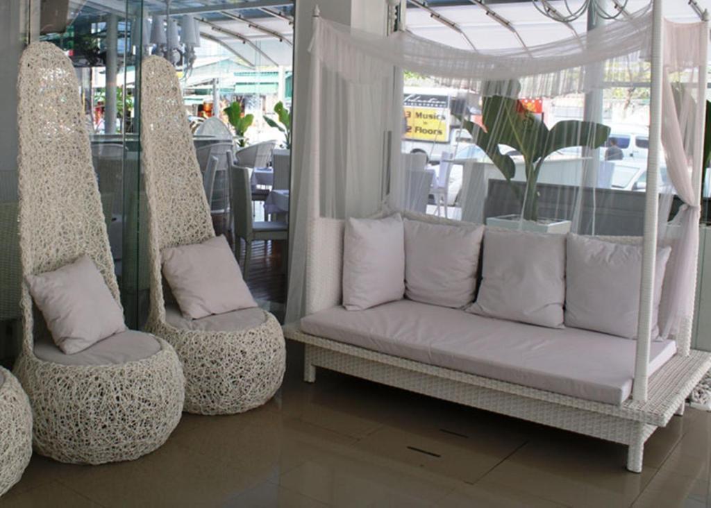 מלון Phuket Santi White מראה חיצוני תמונה